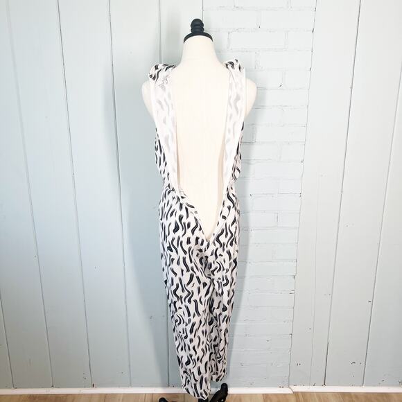 Joie Sleeveless Silk Toulouse Jumpsuit Size 2 Small Porcelain White Black - Picture 4 of 15